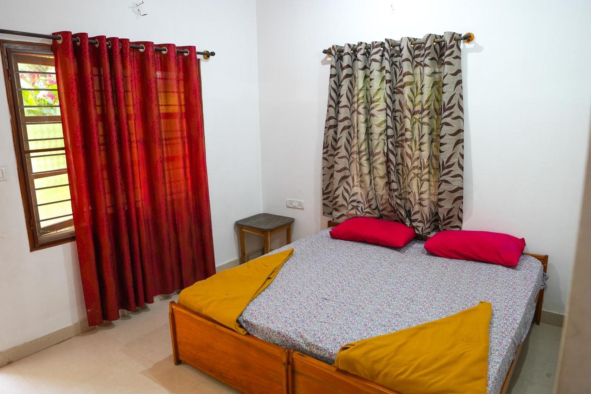 Bana The Wild Waters Hotel Muduvadi Luaran gambar